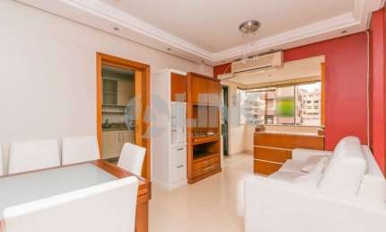 Comprar Apartamento com 2 quartos e 1 vaga de garagem à venda no bairro Higienópolis em Porto Alegre
