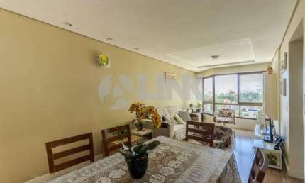 Apartamento com 3 quartos à venda no bairro Vila Ipiranga em Porto Alegre