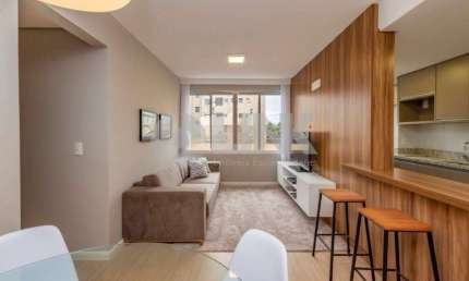 Apartamento de 3 quartos com 1 vaga à venda no bairro Petrópolis em Porto Alegre