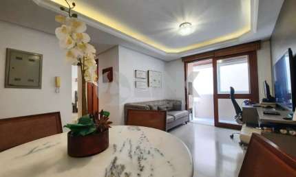 Apartamento de 2 quartos com 1 vaga à venda no bairro Petrópolis em Porto Alegre