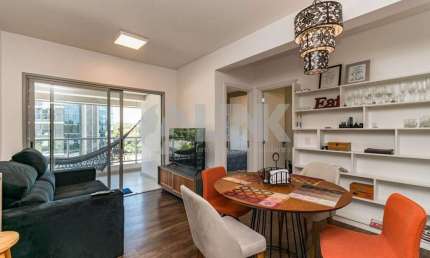 Apartamento de 2 quartos com 2 vagas de garagem à venda no bairro Petrópolis em Porto Alegre