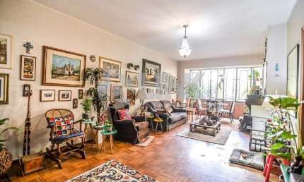 Apartamento de 3 quartos com 1 vaga à venda no bairro Independência em Porto Alegre