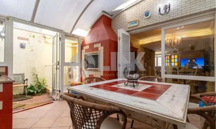 Casa em condomínio fechado com 4 quartos 2 suítes e 2 vagas à venda no bairro boa vista em porto alegre