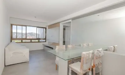 Comprar Apartamento de 2 quartos com 2 vagas à venda no bairro Jardim do Salso em Porto Alegre