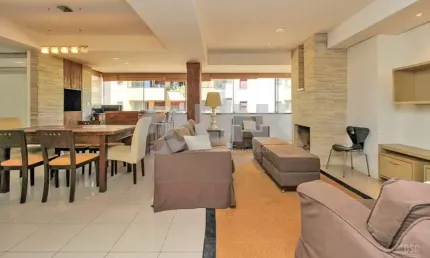 Apartamento mobiliado de 3 quartos com 2 vagas à venda no bairro petrópolis em porto alegre