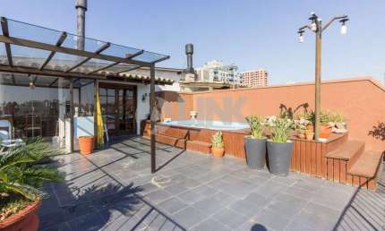 Cobertura Duplex com 4 quartos e 2 vagas à venda no bairro Cristo Redentor em Porto Alegre