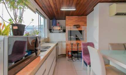 Cobertura de 3 quartos com 1 vaga à venda no bairro Rio branco em Porto Alegre