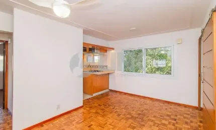 Comprar Apartamento de 2 quartos com 1 vaga de garagem à venda no bairro Bom Fim em Porto Alegre