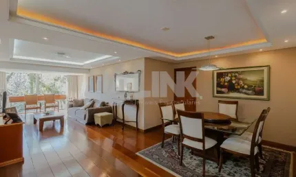 Apartamento de 3 quartos com 2 vagas à venda no bairro Moinhos de Vento em Porto Alegre