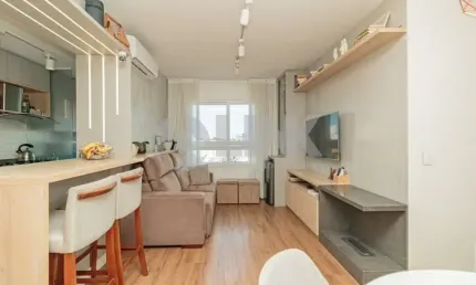 Apartamento de 2 quartos com 1 vaga à venda no bairro Navegantes em Porto Alegre