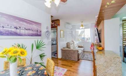 Apartamento de 2 quartos com 2 vagas à venda no bairro Azenha em Porto Alegre