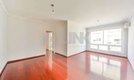 Apartamento de 3 quartos com 1 vaga à venda no bairro Moinhos de Vento em Porto Alegre