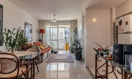 Apartamento de 2 quartos com 1 vaga à venda no bairro Jardim Lindóia em Porto Alegre