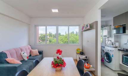 Apartamento com 2 quartos à venda na Avenida Florianópolis, 95, Azenha, Porto Alegre, 53 m2 por R$ 360.000