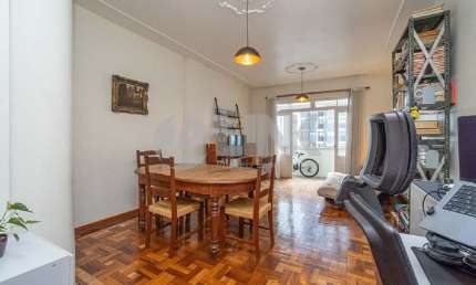 Apartamento de 3 quartos à venda no bairro Rio Branco em Porto Alegre