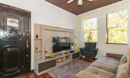 Apartamento de 2 quartos com 2 vagas à venda no bairro Passo da Areia em Porto Alegre