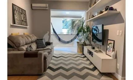 Apartamento de 2 quartos com 2 vagas à venda no bairro mont serrat em porto alegre