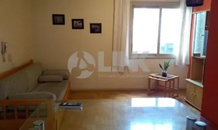 Apartamento de 2 quartos à venda no bairro Centro Histórico em Porto Alegre