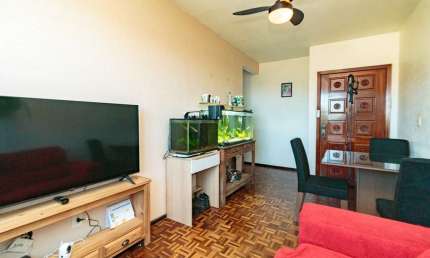 Apartamento com 2 quartos à venda na Rua Doutor Otávio Santos, 111, Jardim Itu Sabará, Porto Alegre, 56 m2 por R$ 215.000