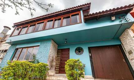 Casa com 5 quartos à venda na Avenida Engenheiro José Maria de Carvalho, 94, Vila Ipiranga, Porto Alegre por R$ 1.190.000