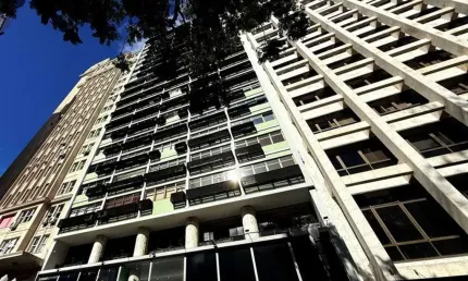 Sala comercial à venda na Rua dos Andradas, 1137, Centro Histórico, Porto Alegre, 21 m2 por R$ 42.000