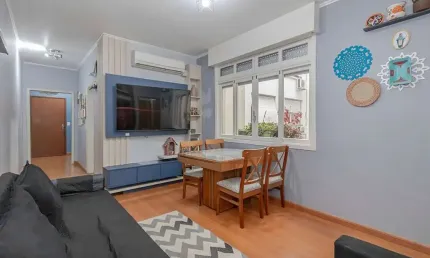 Apartamento com 3 quartos à venda na Rua Santo Antônio, 584, Floresta, Porto Alegre, 97 m2 por R$ 435.178