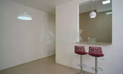 Apartamento de 2 quartos com 1 vaga à venda no bairro Parque Santa Fé em Porto Alegre