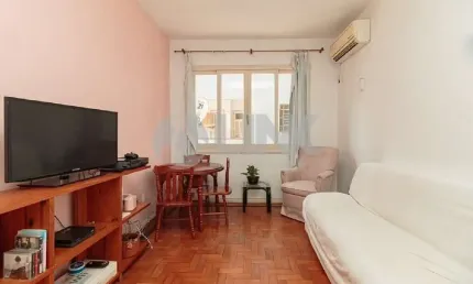 Apartamento de 2 quartos à venda no bairro Santa Cecília em Porto Alegre