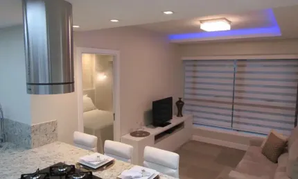 Apartamento com 1 quarto à venda na Avenida Borges de Medeiros, 2277, Centro Histórico, Porto Alegre, 40 m2 por R$ 590.000