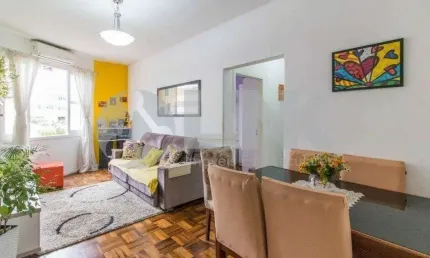 Apartamento de 2 quartos à venda no bairro Passo da Areia em Porto Alegre