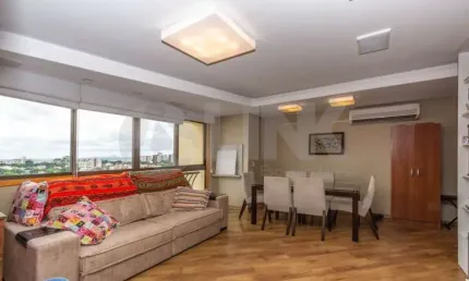 Apartamento com 3 quartos e 2 vagas à venda no bairro Passo da Areia em Porto Alegre