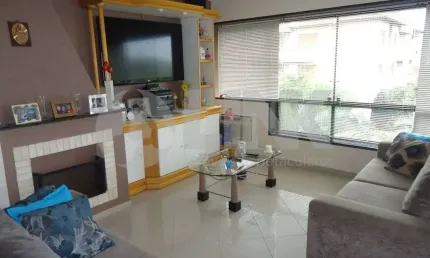 Apartamento 3 dormitórios com 2 vagas de garagem cobertas à venda em porto alegre no bairro jardim planalto próximo à adda mascarenhas de morais