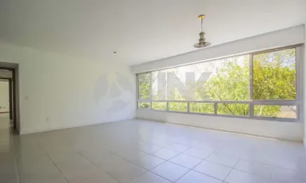 Apartamento com 3 quartos à venda no bairro Moinhos de Vento em Porto Alegre