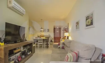 Apartamento de 3 quartos com 1 vaga à venda no bairro Jardim Carvalho em Porto Alegre