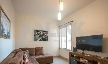 Apartamento de 2 quartos com 1 vaga à venda no bairro Navegantes em Porto Alegre