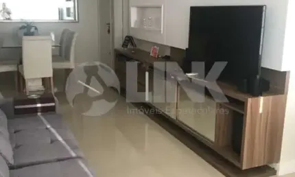 Apartamento de 3 quartos com 2 vagas à venda no bairro são sebastião em porto alegre