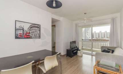 Apartamento de 2 quartos com 1 vaga à venda no bairro Passo da Areia em Porto Alegre