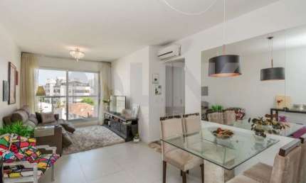 Apartamento de 2 quartos com 2 vagas à venda no bairro Rio Branco em Porto Alegre