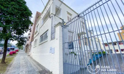 Casa à venda na Rua Nilo Cairo, 450, Centro, Curitiba
