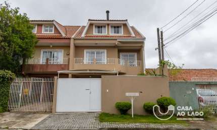 Sobrado 178m² com 03 quartos no Cajuru - Curitiba/PR
