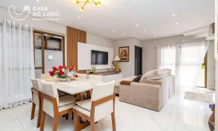Sobrado em Condominio 230 m² com 03 suítes no Santa Cândida - Curitiba/PR