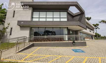 Prédio comercial 620m² e 40 vagas no Mercês - Curitiba/PR