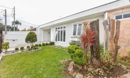 Casa 300m² com 04 quartos no Bacacheri - Curitiba/PR