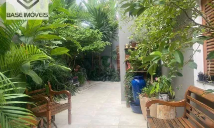 Casa com 3 dormitórios à venda, 340 m² por R$ 1.760.000,00 - Bosque da Saúde - São Paulo/SP