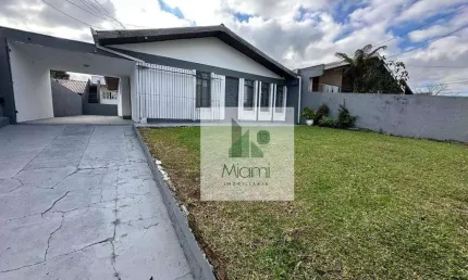 Casa com 5 dormitórios à venda, 200 m² por R$ 828.000,00 - Uberaba - Curitiba/PR