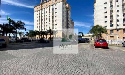 Apartamento com 2 dormitórios à venda, 57 m² por R$ 415.000,00 - Guaíra - Curitiba/PR