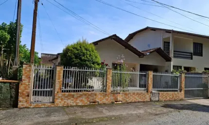 Casa para venda em joinville, saguaçu, 3 dormitórios, 2 banheiros, 1 vaga