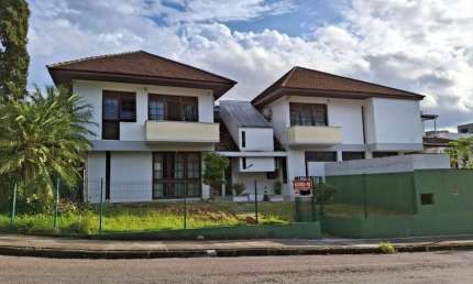 Apartamento para Locação em Joinville, Saguaçu, 2 dormitórios, 1 banheiro, 3 vagas