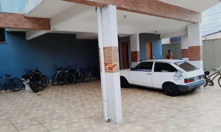 EXCELENTE OPORTUNIDADE CASA DE CONDOM&#205;NIO - RIBEIR&#211;POLES