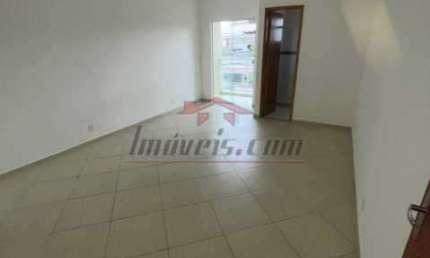 Casa em condomínio fechado com 2 quartos à venda na Rua Caçu, 150, Taquara, Rio de Janeiro, 120 m2 por R$ 360.000